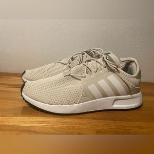 Adidas olive and crème size 8